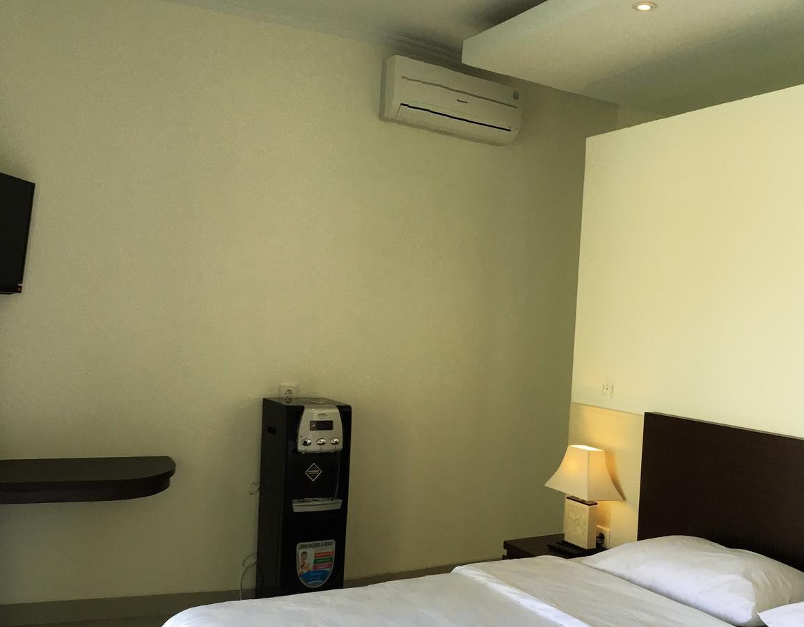 Indah Homestay Семиньяк Экстерьер фото